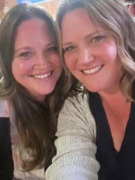 are there any twin dating sites?