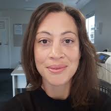 The pros and cons of not looking Māori