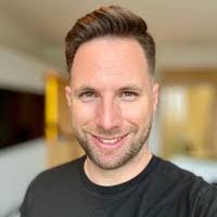 Jan Evers's Instagram, Twitter & Facebook