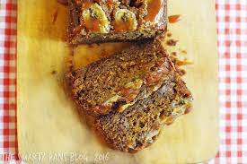 Ripe bananas, butter, sugar, egg, vanilla, baking soda, and flour. Resep Bolu Pisang Saus Karamel Salted Caramel Banana Bread
