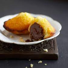 Madeleines Fourrees Au Chocolat Recettes Recette Nutella Recette Recette Recette Madeleine