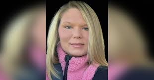 Jami Russell's Instagram, Twitter & Facebook