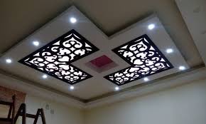 ديكورات جبس بورد غرفة المعيشة المودرن مع الخشب المحفور شركة ارابيسك