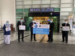 The procter & gamble company provides branded consumer packaged goods to consumers in north and latin america, europe, the asia pacific, greater china, india, the middle east, and africa. Procter Gamble Malaysia Sdn Bhd Amcham