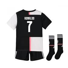 All football kits men's football kits women's football kits kid's football kits new football kits retro football kits. 2019 2020 Juventus Adidas Home Mini Kit Ronaldo 7 Dw5464 139363 104 87 Teamzo Com