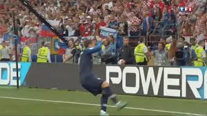 French football star antoine griezmann attempts his favorite nba celebrations, with portland trail blazers guard cj mccollum. Antoine Griezmann Celebrates A Goal In The World Cup Finale With A Fortnite Emote Gaming