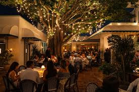 24 Romantic Restaurants in Miami That Are Perfect For Date Night