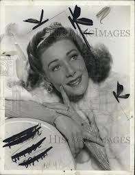 1942 Press Photo Dancer Betty Bruce "High Kickers"