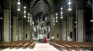 The building was originally constructed over the grave of st olav, the patron saint of norway, and for this reason, nidaros cathedral is known as the national sanctuary. Datei Nidarosdomen Main Room Jpg Wikipedia