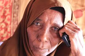 HOOYADAN UGA FARXI WAXA AAD AWOODDO Hooyo faadumo Ahmed Mohamuud Oo kunool  Magaalada Cadaado ayaa la'ilmeeneysa wiilkeeda Oo Xanuunsan Muddo 10-sano  ah Hooyo faadumo Waxa ay iisheegtey wiil keeda in aan Dalka