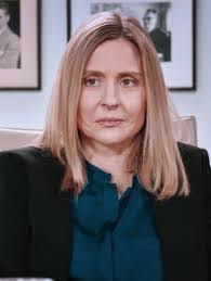 Michelle Cottle's Instagram, Twitter & Facebook