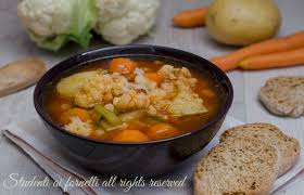 Zuppa Di Cavolfiore E Patate Ricetta Zuppa Gustosa Con Cavolfiore