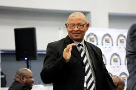 Dennis Bloem accuses Cyril Ramaphosa of being a 'spineless leader'