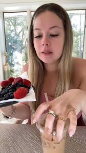 FRIED SPICY EGGS🌶️ 412 CALORIES