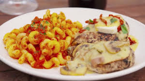 Carrabba S Social Mind Your Mama Pollo Rosa Maria Coppola Votre Sante Pinot Noir Youtube
