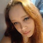 Mandi Shelton's Instagram, Twitter & Facebook