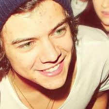 Harry dame latigo (@EandD1D)