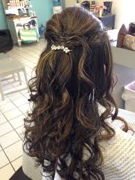 Having long hair is something to be desired, but the daily maintenance can sometimes seem daunting. Prom Updo Half Up Half Down Salon A Go Go My Prom Hair Formal Hairstyles Hair Styles Prom Hair
