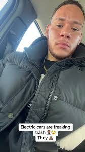 Anthony Beato's Instagram, Twitter & Facebook