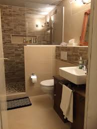 Pin By Norma Ebisu On Duchas Washroom Design Small Washroom Design Bathroom Layout