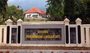 Check spelling or type a new query. Perjanjian Linggarjati Latar Belakang Tokoh Isi Tujuan Dampak