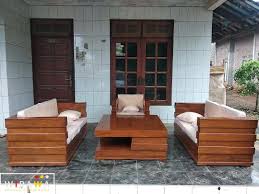 Tanjung jati furniture menjual berbagai macam produk furniture asli kota jepara dan . Set Kursi Tamu Minimalis Kayu Jati Box Dengan Matras