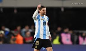 ميسي يكتب التاريخ: أول لاعب يشارك في 6 نسخ من كأس العالم