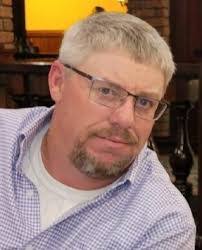 Terry Daye's Instagram, Twitter & Facebook