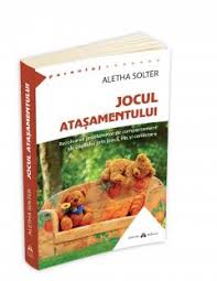 Cartea marcheaza un progres remarcabil in ceea ce priveste intelegerea nevoilor bebelusilordin momentul conceptiei pina la varsta de 2 ani si 6 luni.tradusa in mai multe limbi, ea a contribuit la declansarea unei adevarate revolutii mondiale in domeniul cresterii. Bebelusul Meu Intelege Tot Aletha Solter