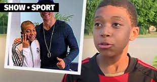 May 30, 2021 · video: Kilian Mbappe Wie Wir Ihn Nicht Kennen Der Funfjahrige Kilian Mbappe Steht Vor Dem Spiegel Und Stellt Sich Vor Wie Journalisten Ihn Nach Dem Spiel Befragen Psg Cristiano Ronaldo Caen