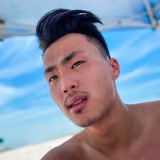 Amie Scott (@amiescott_17)