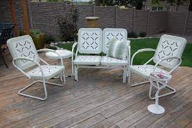 For consumer convenience, patio garden furniture sets often include everything from chairs and tables. Vintage Metal Lawn Chairs You Ll Love In 2021 Visualhunt