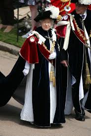 Queen Elizabeth Ii Photos Photos Royals Attend The Order Of The Garter Service Royal Queen White Short Dress Queen Elizabeth
