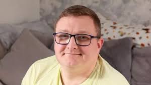 Heartbroken mum finds son, 16, dead in squalid hostel after life took dark  turn