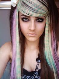 Short layered hairstyles are really hot in the fashion and beauty industry at the moment! Emo Green Hair Emo Short Haircuts For Girls Novocom Top