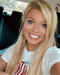 Keila Johnson's Instagram, Twitter & Facebook