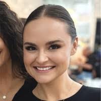 Laura Coccaro's Instagram, Twitter & Facebook