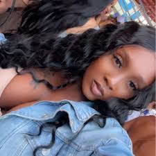 Chelsea Lowman's Instagram, Twitter & Facebook