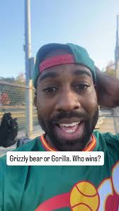 Who wins, Grizzly bear or Gorilla? 🐻🦍