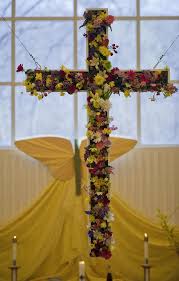 The Flowered Cross Easter 2011 Easter Centerpieces Church Altar Decorations Easter Centerpieces Diy