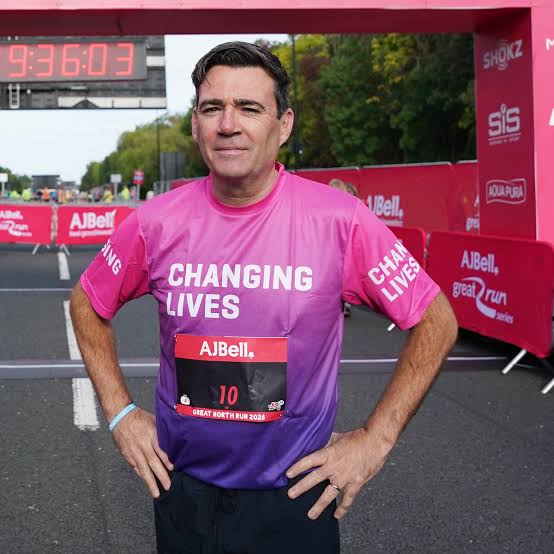 Prime Minister Andy Burnham runs Great North Run to fight UK homelessness |  The Independent