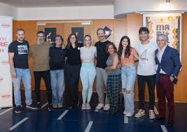 2.100 estudiantes disfrutan de 'Maribel y la extraña familia'