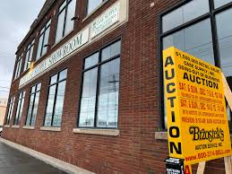 case supply closes after 61 years