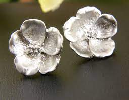 Silver Magnolia Stud Earrings Mother S Earring Magnolia Etsy In 2021 Magnolia Jewelry Mother Earrings Gold Jewelry Simple Necklace