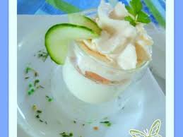 Panna Cotta De Concombre Et Mousse De Saumon Au Siphon Recette Ptitchef Recette Recette Mousse De Saumon Recette Entree