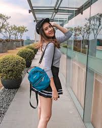 Inilah artis yang jarang memakai bh. Tampilan Imut Anya Geraldine Dengan Rok Mini Gemes Deh Wanita Cantik Gadis Ulzzang Wanita