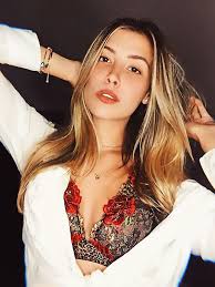 Sin embargo la intérprete de ándale, en entrevista con la periodista elisa beristain volvió a burlarse de michelle, debido a que no le gusta que. Frida Sofia Y Michelle Salas Herederas De Una Dinastia Artistica Photo 1