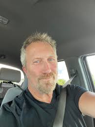 Good Afternoon 🌞 from Kissimmee looking for new friends possibly more😏