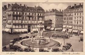 Epingle Par M Joao Costa Sur Lyon Par Cartes Postales Anciennes Photos Anciennes Carte Postale Photos