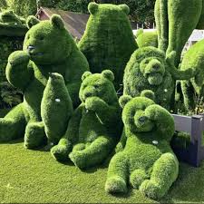 Show Us The Most Incredible Topiary Gardens You Ve Ever Seen Show Tell Atlas Obscura Community Travel Forum Garden Sculpture Topiary Garden Topiary